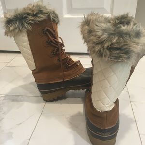 Winter boots. Size 9. Excellent condition.